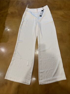 BCBGMaxAzria Kids Cream Wide-Leg Pull-On Pants . New with tags